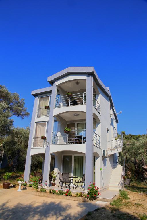 Apartamento Nana Dea Utjeha Habitación foto